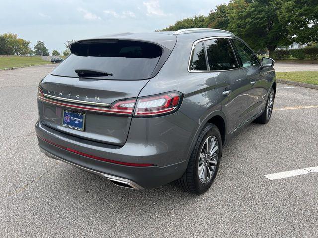 Photo of 2022 Asher Gray Metallic Clearcoat Lincoln Nautilus