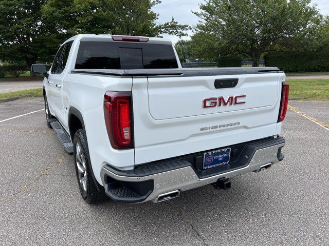Photo of 2024 Summit White GMC Sierra 1500