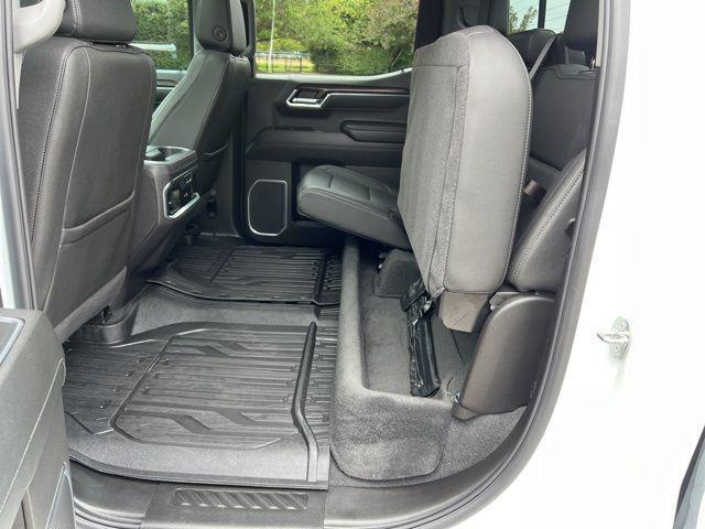 Photo of 2024 Summit White GMC Sierra 1500
