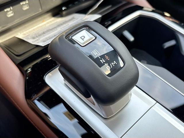 Photo of 2025 Graphite Gray Mitsubishi Outlander