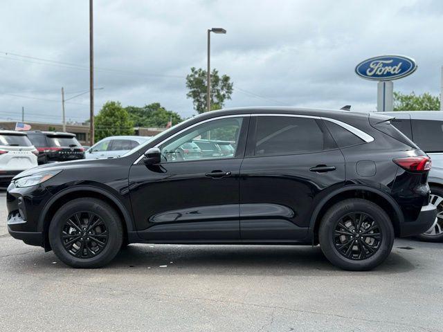 Photo of 2024 Agate Black Metallic Ford Escape