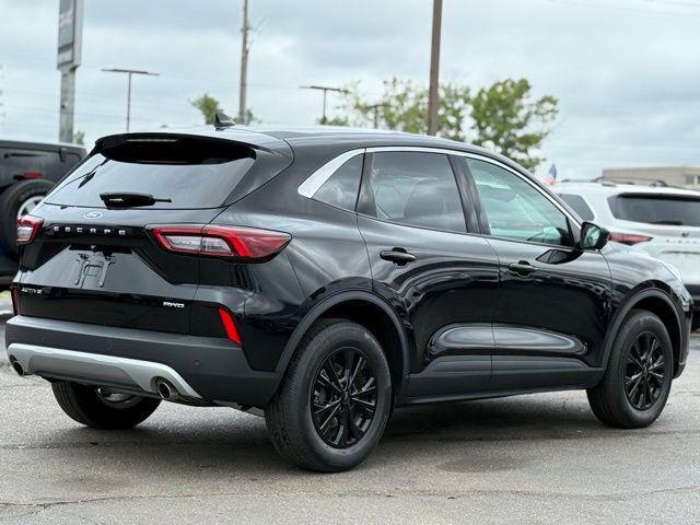 Photo of 2024 Agate Black Metallic Ford Escape
