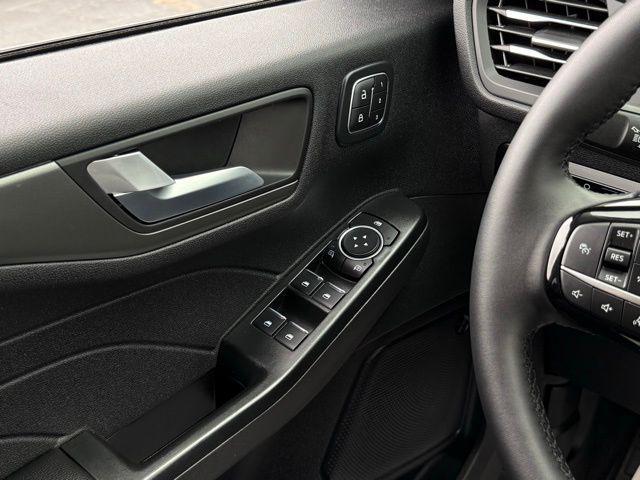 Photo of 2024 Agate Black Metallic Ford Escape