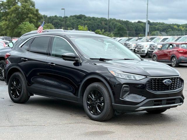 Photo of 2024 Agate Black Metallic Ford Escape