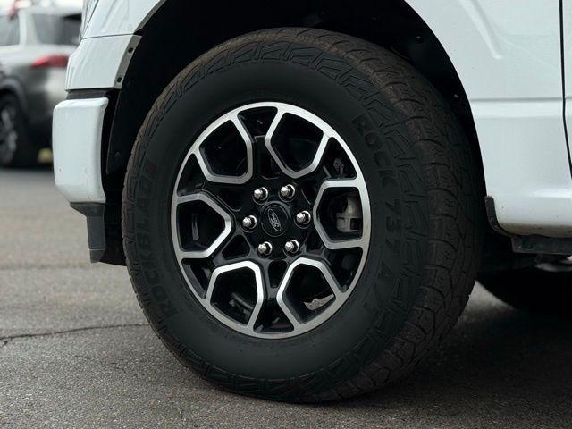 Photo of 2022 Oxford White Ford F-150