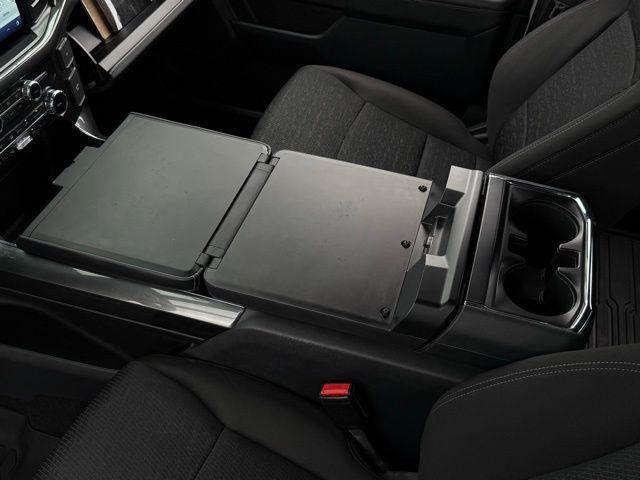Photo of 2022 Oxford White Ford F-150