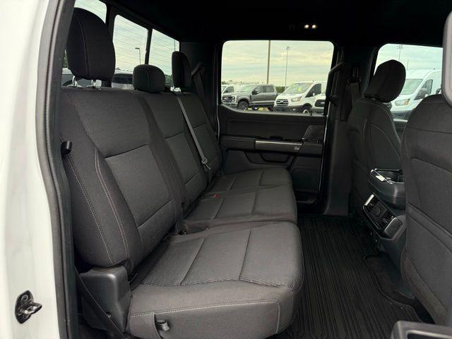 Photo of 2022 Oxford White Ford F-150