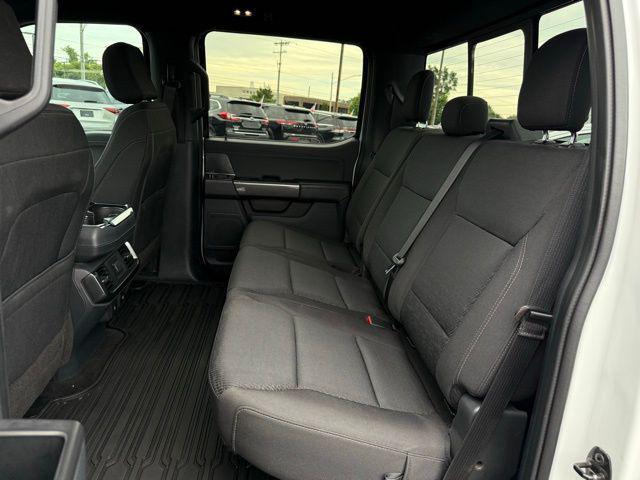 Photo of 2022 Oxford White Ford F-150
