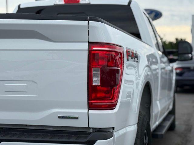 Photo of 2022 Oxford White Ford F-150