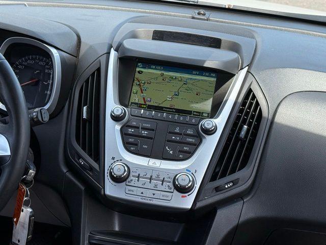 Photo of 2016 White Chevrolet Equinox