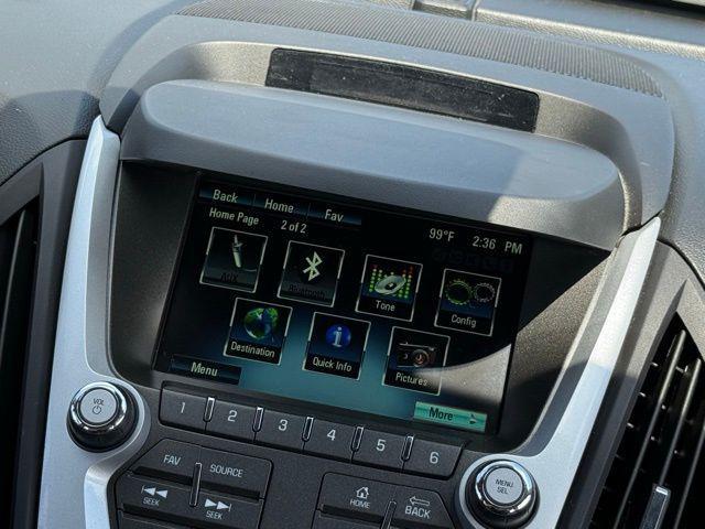 Photo of 2016 White Chevrolet Equinox