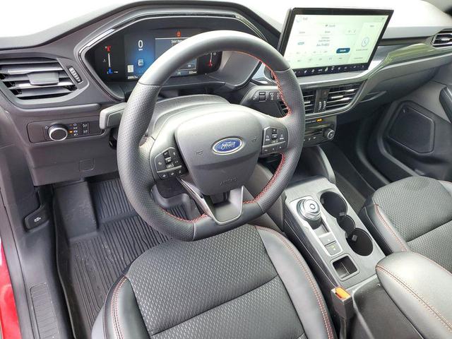 Photo of 2025 Red Metallic Ford Escape