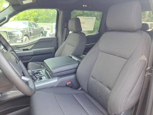 Photo of 2025 Agate Black Metallic Ford F-150