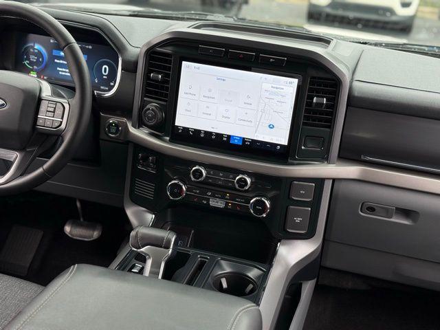 Photo of 2024 Blue Metallic Ford F-150 Lightning