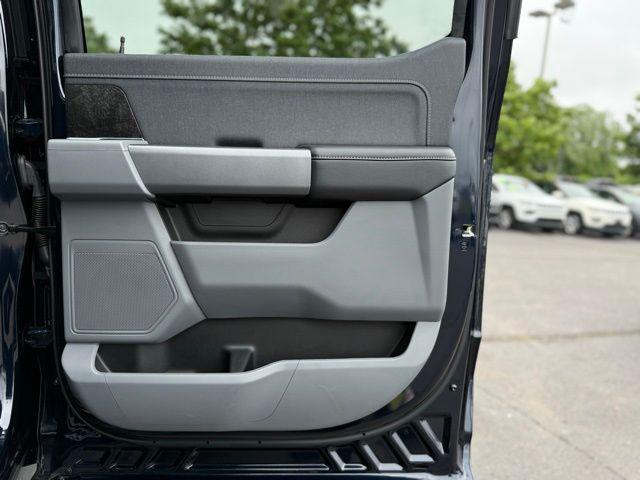 Photo of 2024 Blue Metallic Ford F-150 Lightning