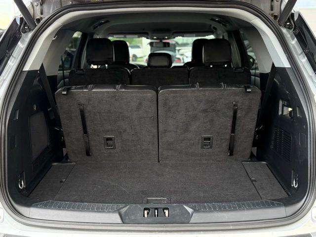Photo of 2023 Silver Metallic Ford Explorer