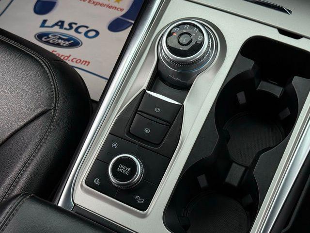 Photo of 2023 Silver Metallic Ford Explorer