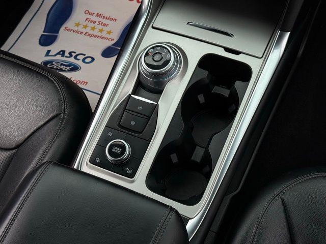 Photo of 2023 Silver Metallic Ford Explorer