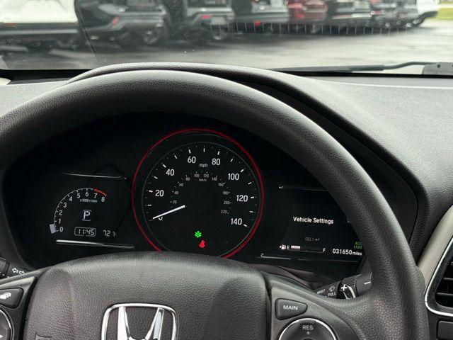 Photo of 2022 Platinum White Pearl Honda HR-V