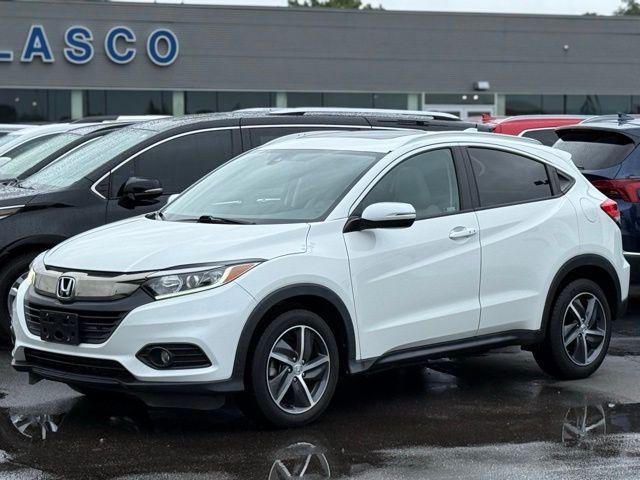 Photo of 2022 Platinum White Pearl Honda HR-V