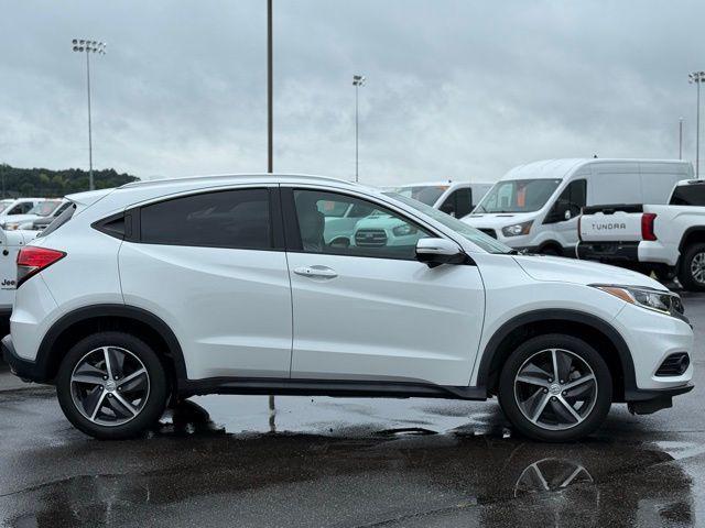 Photo of 2022 Platinum White Pearl Honda HR-V