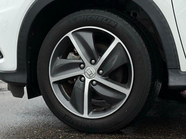 Photo of 2022 Platinum White Pearl Honda HR-V