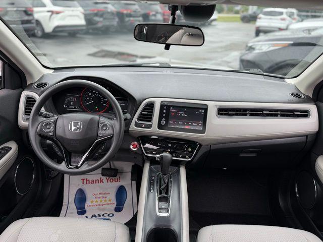 Photo of 2022 Platinum White Pearl Honda HR-V