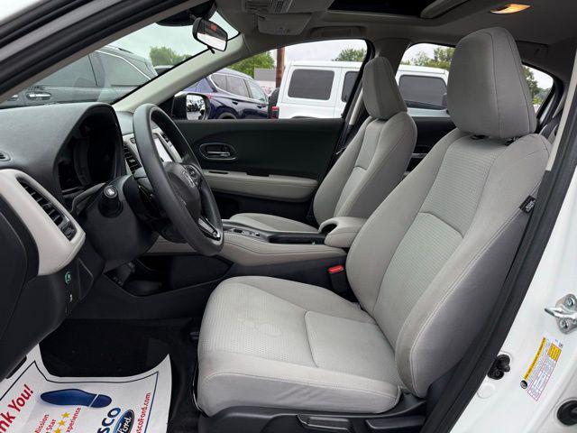 Photo of 2022 Platinum White Pearl Honda HR-V