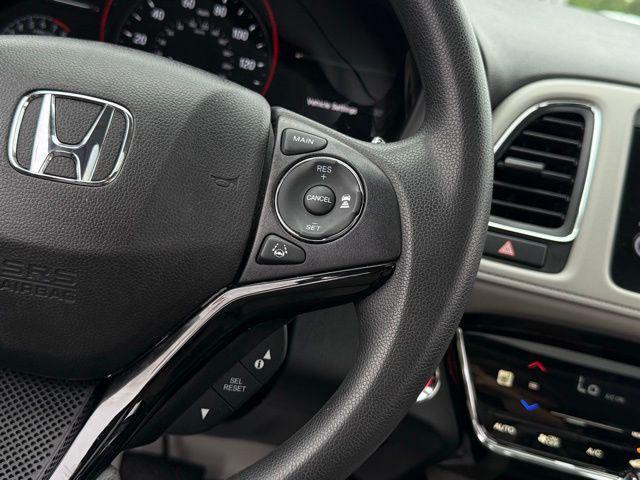 Photo of 2022 Platinum White Pearl Honda HR-V