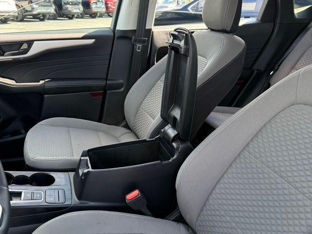 Photo of 2022 Agate Black Metallic Ford Escape