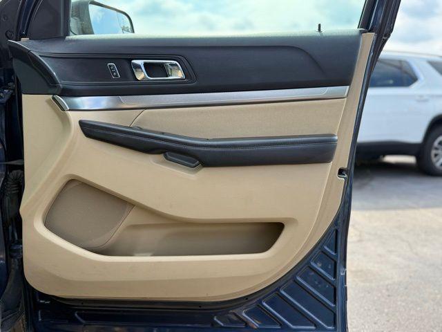 Photo of 2017 Blue Jeans Metallic Ford Explorer