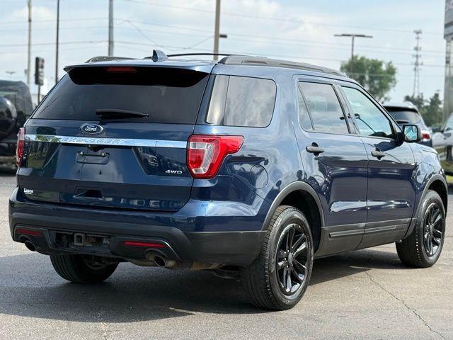 Photo of 2017 Blue Jeans Metallic Ford Explorer