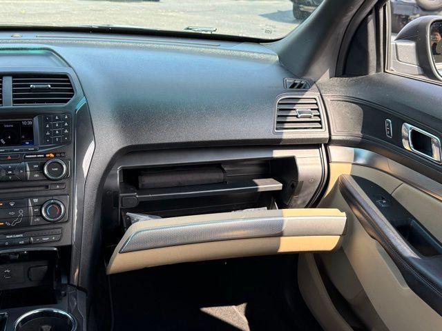 Photo of 2017 Blue Jeans Metallic Ford Explorer