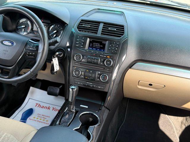 Photo of 2017 Blue Jeans Metallic Ford Explorer