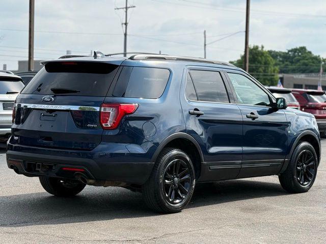 Photo of 2017 Blue Jeans Metallic Ford Explorer