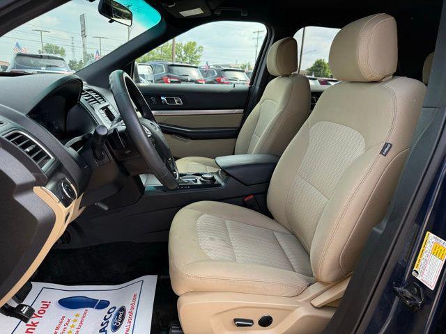 Photo of 2017 Blue Jeans Metallic Ford Explorer