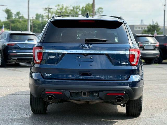 Photo of 2017 Blue Jeans Metallic Ford Explorer