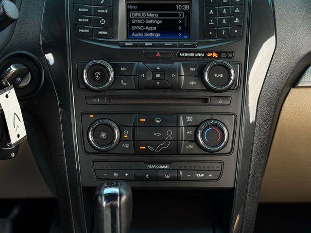 Photo of 2017 Blue Jeans Metallic Ford Explorer