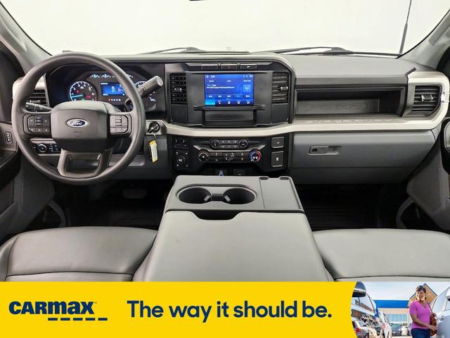 Photo of 2024 White Ford F-250