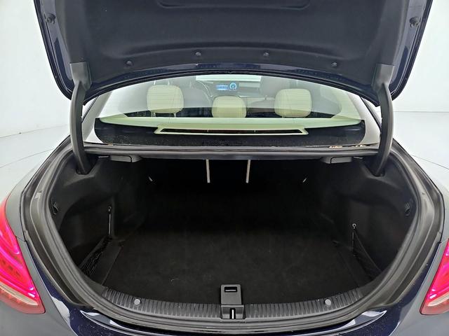 Photo of 2016 Blue Mercedes-Benz C-Class