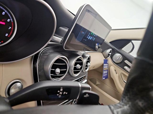 Photo of 2016 Blue Mercedes-Benz C-Class