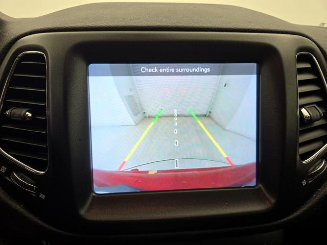 Photo of 2018 Red Jeep Compass