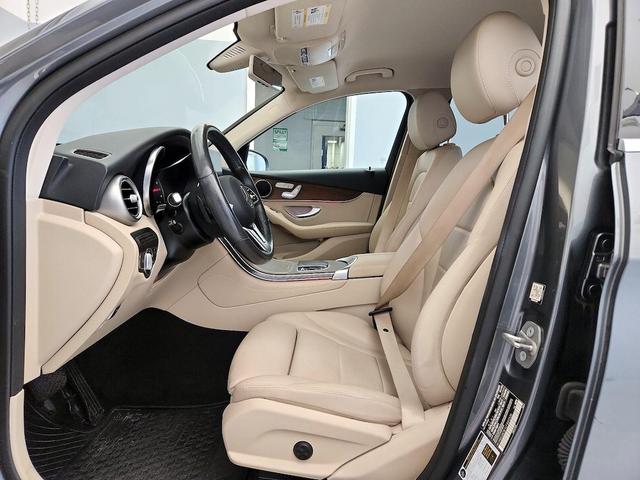 Photo of 2020 Gray Mercedes-Benz GLC 300