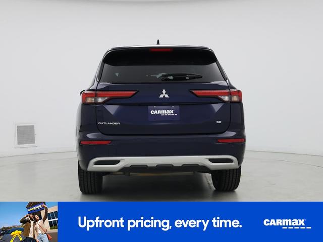 Photo of 2023 Blue Mitsubishi Outlander