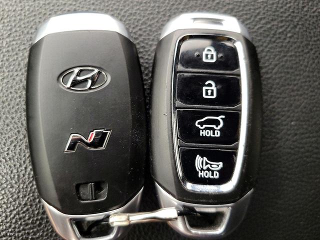 Photo of 2019 Blue Hyundai Veloster
