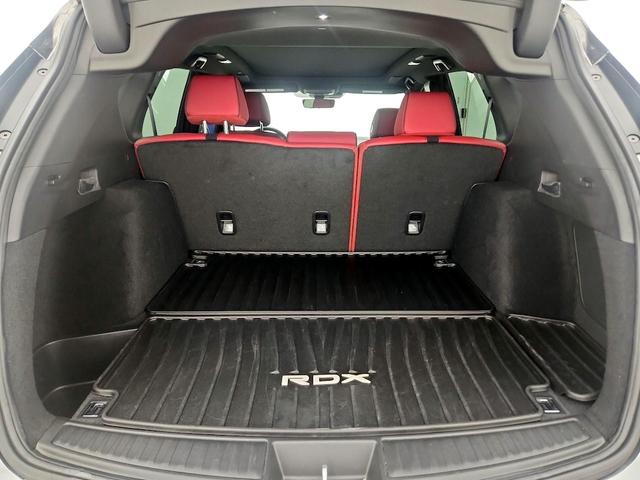 Photo of 2023 Gray Acura RDX
