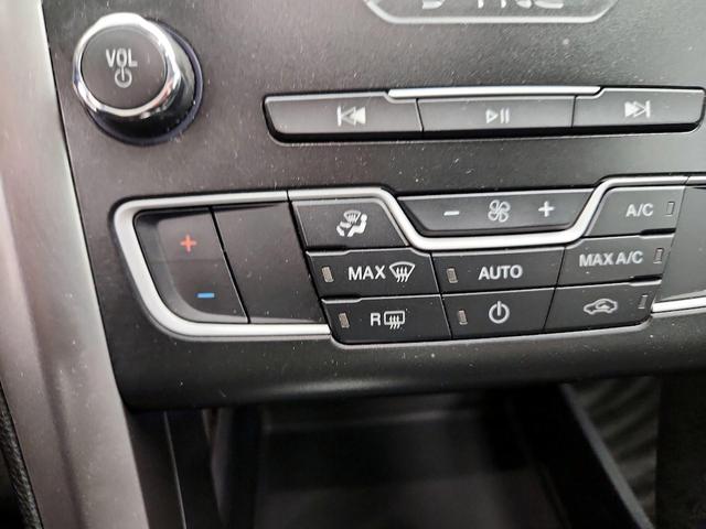 Photo of 2020 Blue Ford Fusion