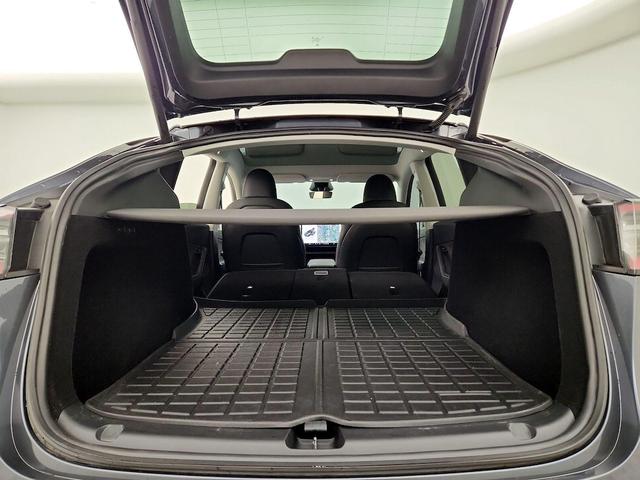 Photo of 2023 Gray Tesla Model Y