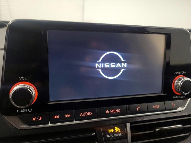 Photo of 2024 Black Nissan Altima