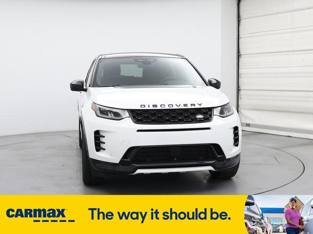 Photo of 2024 White Land Rover Discovery Sport